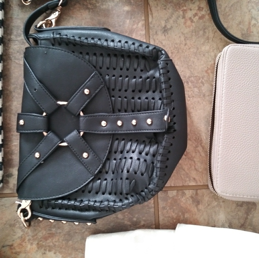 Purses - Picture 3 of 5